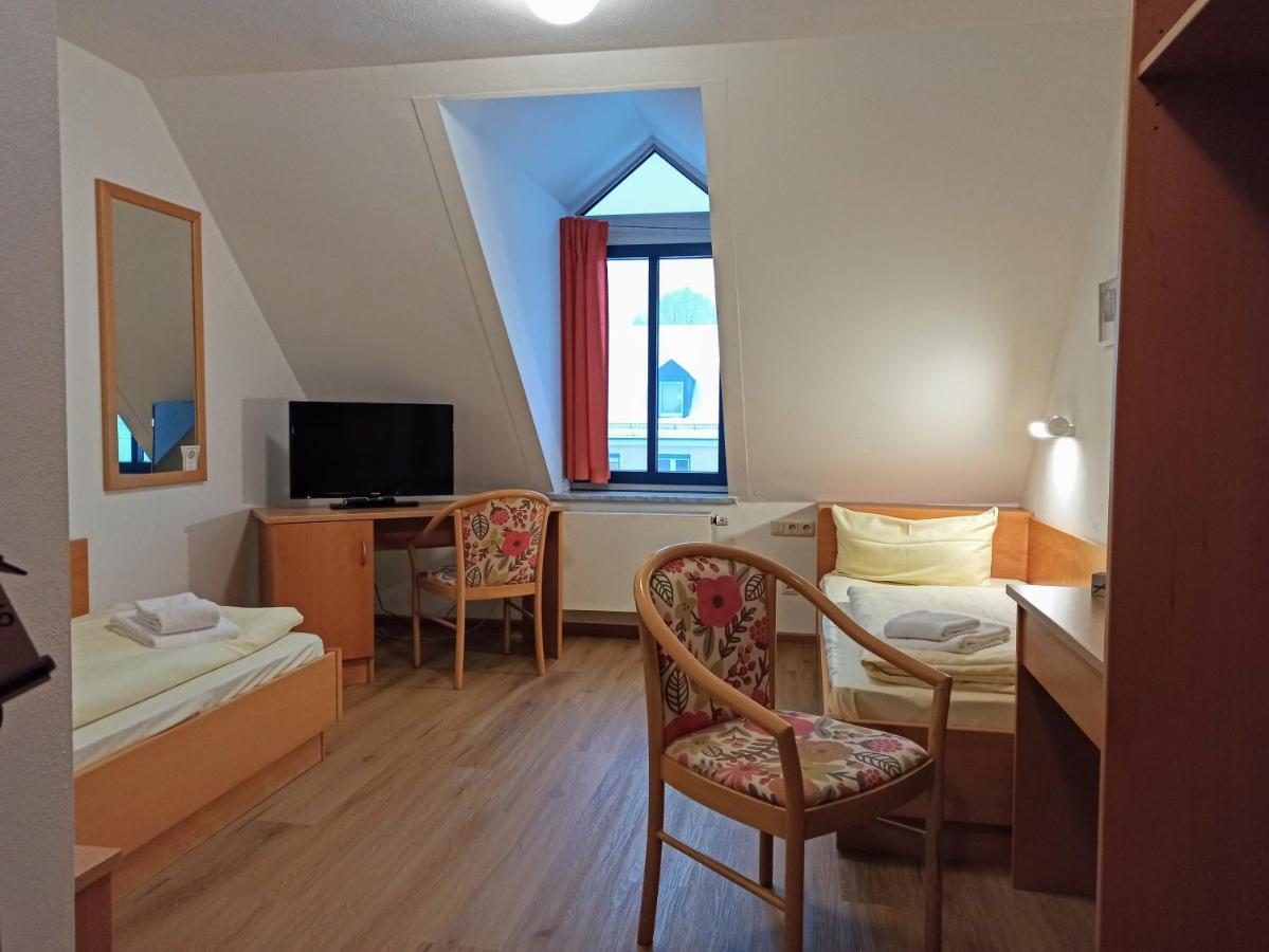 Stadthotel 德根多夫 外观 照片