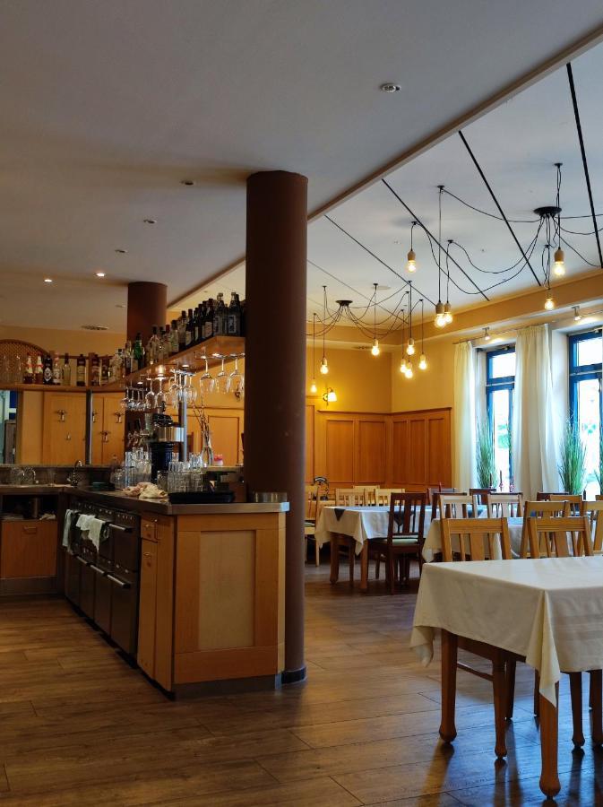 Stadthotel 德根多夫 外观 照片